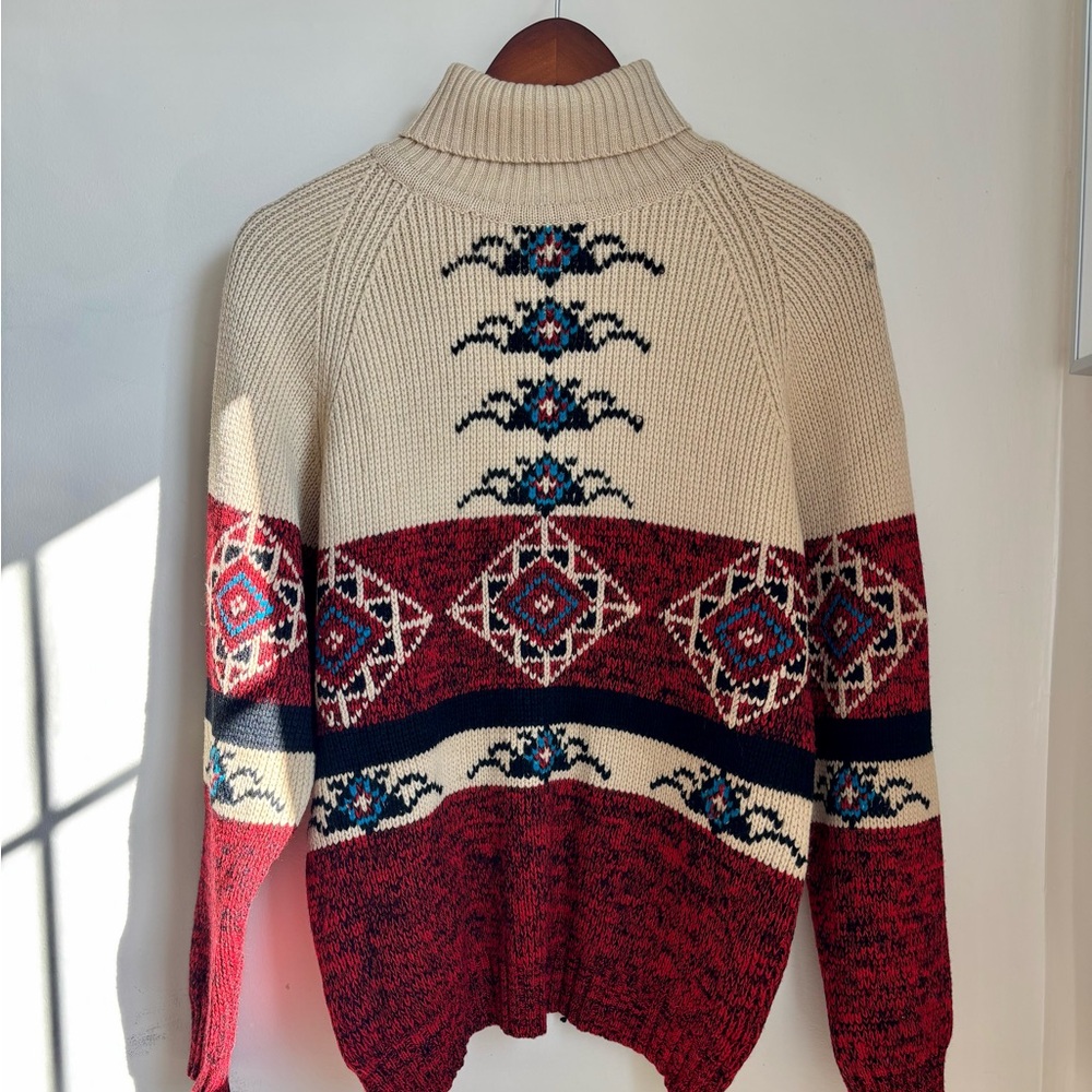 🍒 VINTAGE Aztec Print Russian Winter Sweater